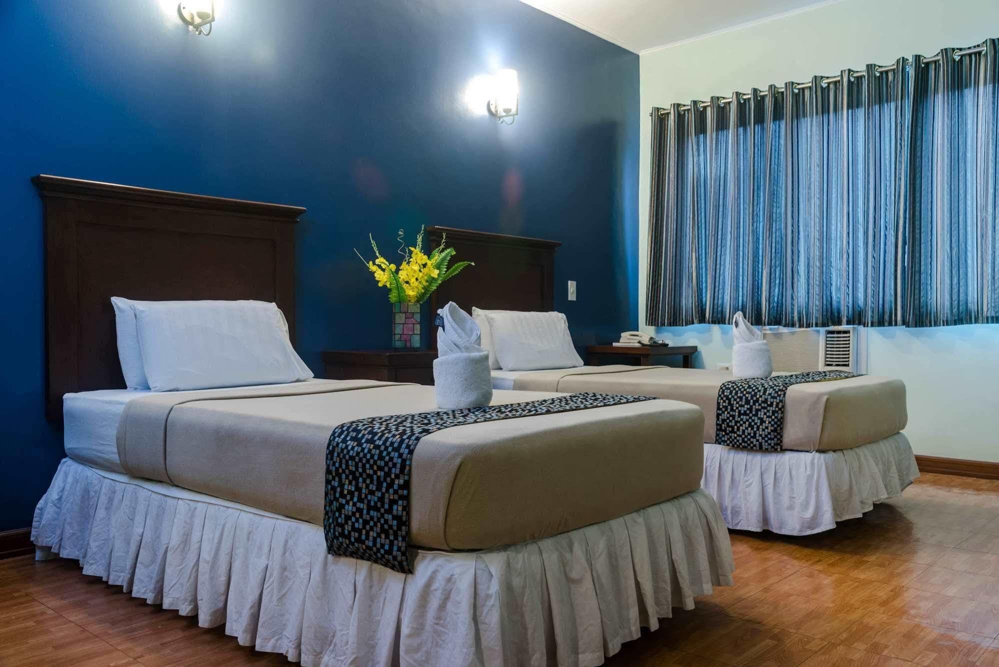 Oftana Suites Мандауе-Сіті Екстер'єр фото